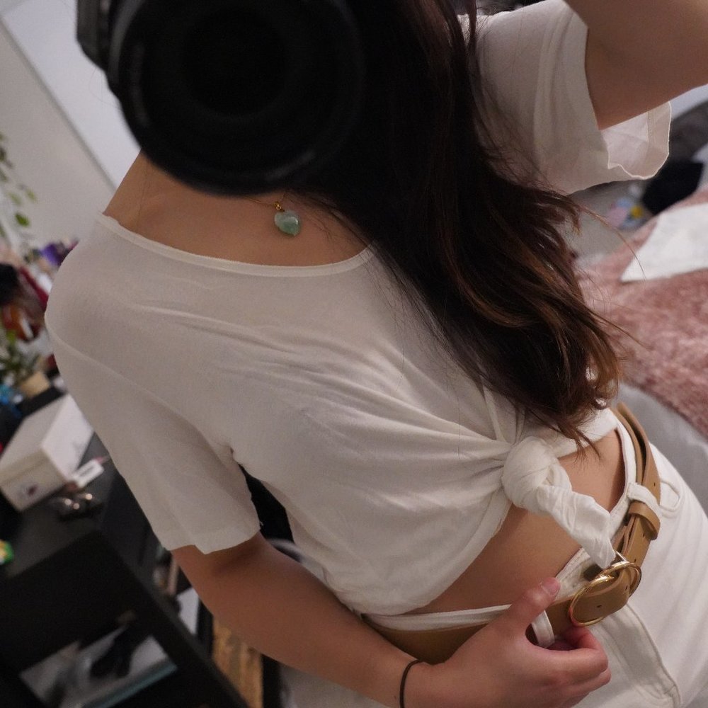 Brandy Melville White Cropped T-Shirt
